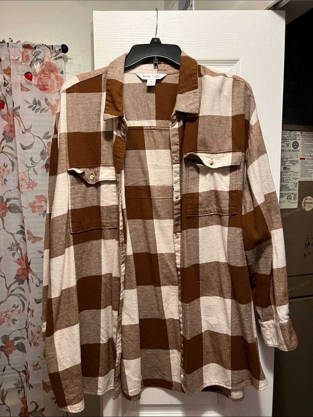 Old Navy Brown & Cream Plaid Button-Down Shirt "The Boyfriend Shirt"